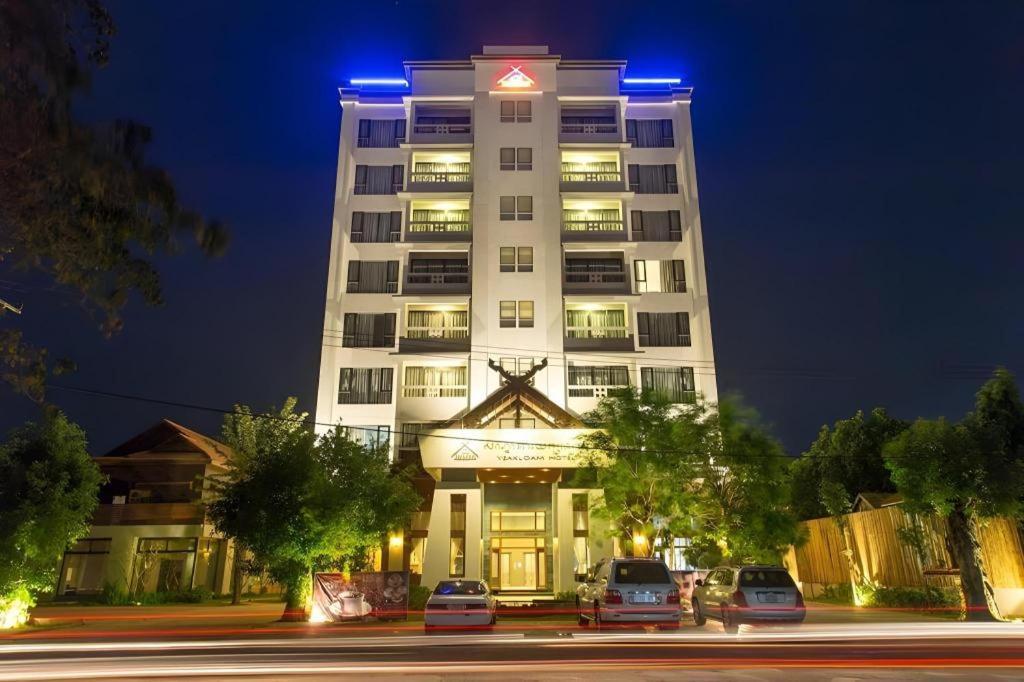 Yeak Loam Hotel Banlung Buitenkant foto
