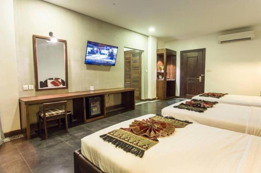 Yeak Loam Hotel Banlung Buitenkant foto