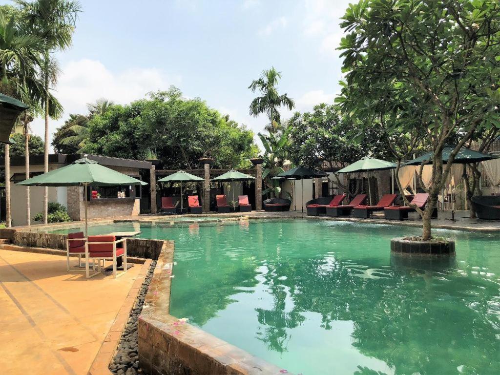 Yeak Loam Hotel Banlung Buitenkant foto