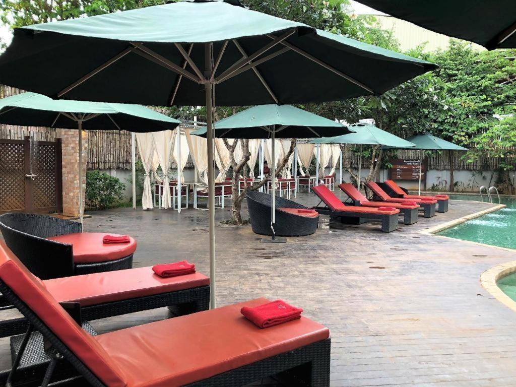 Yeak Loam Hotel Banlung Buitenkant foto